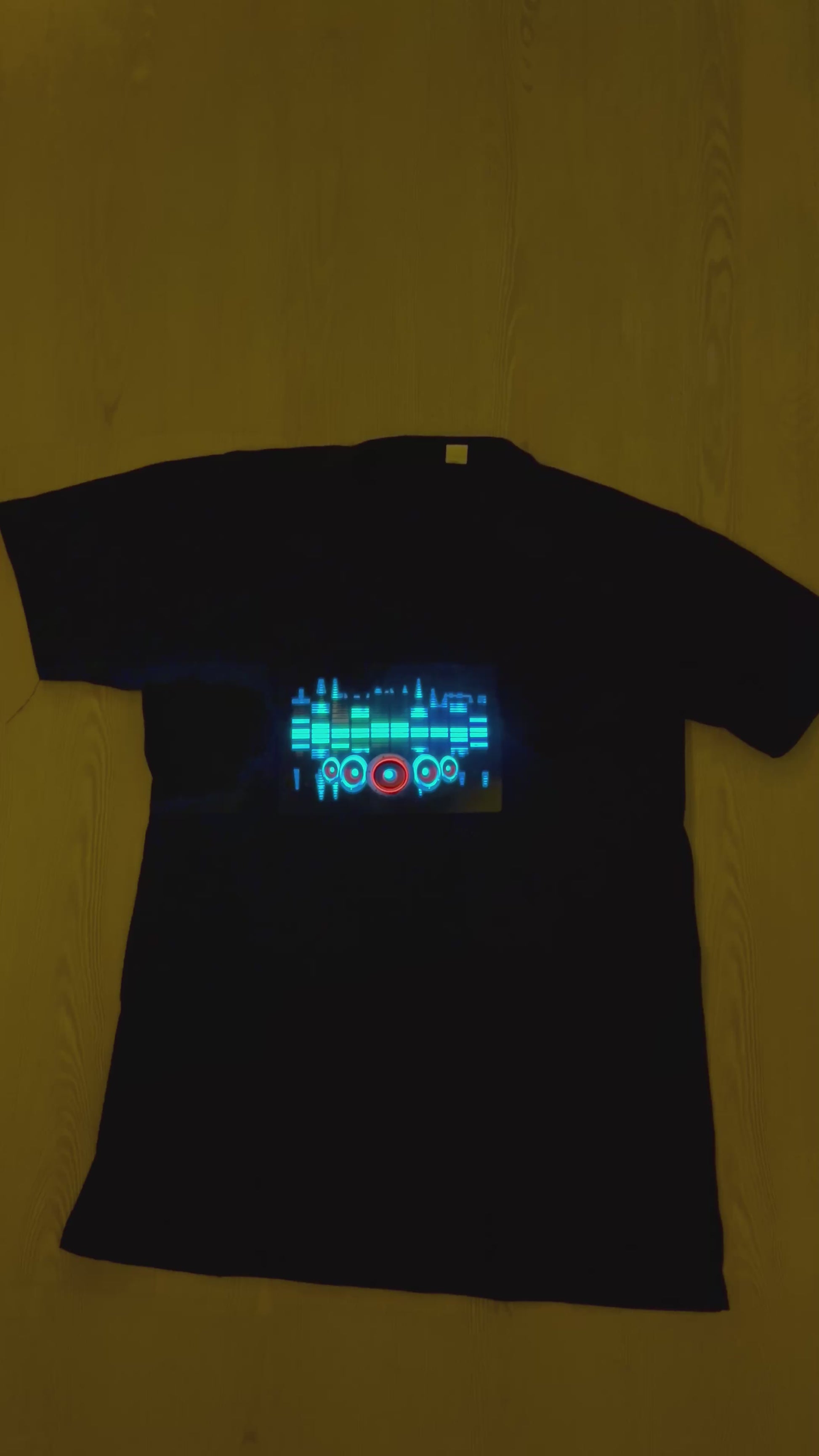 DJ